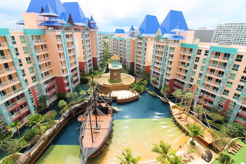 Grande Caribbean Pattaya Hotel Buitenkant foto